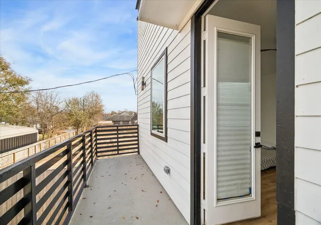 5th image of 9233 Madera Rd, Houston, TX 77078 | MLS# 52765533