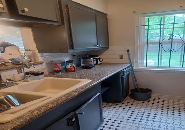 Photo 3 of Single family home for sale at 5422 Botany Ln, Houston, TX 77048 | MLS# 36507351 | Listing updated on 2026-05-12