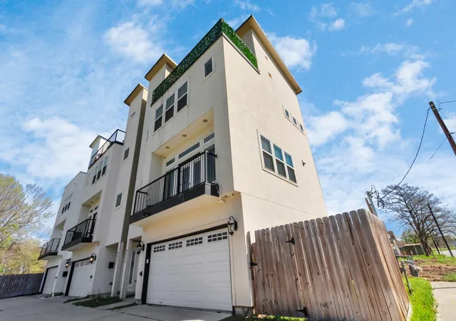 1st image of 4033 Buck St, Houston, TX 77020 | MLS# 84852709