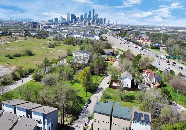 37th image of 4033 Buck St, Houston, TX 77020 | MLS# 84852709