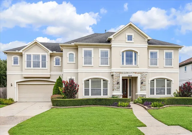 3rd image of 2210 Bywater Dr, Houston, TX 77077 | MLS# 78118073