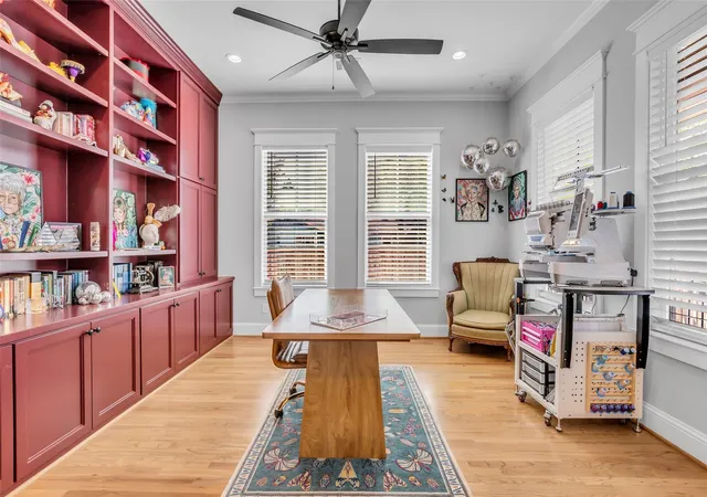 Photo 3 of Single family home for sale at 800 Walton St, Houston, TX 77009 | MLS# 59834543 | Listing updated on 2026-08-09