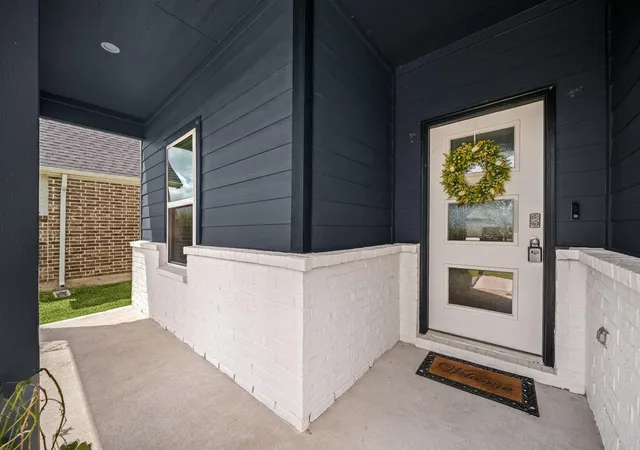 Photo 4 of Single family home for sale at 31318 Hexan Hts Ln, Fulshear, TX 77441 | MLS# 58281590 | Listing updated on 2026-07-18