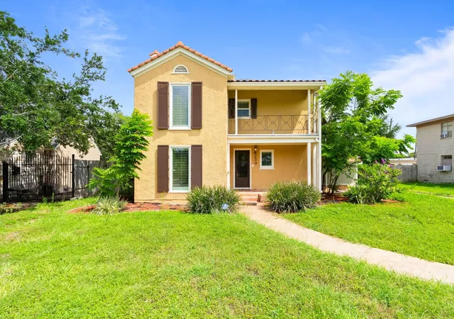 2nd image of 239 Indiana Ave, Corpus Christi, TX 78404 | MLS# 90887181