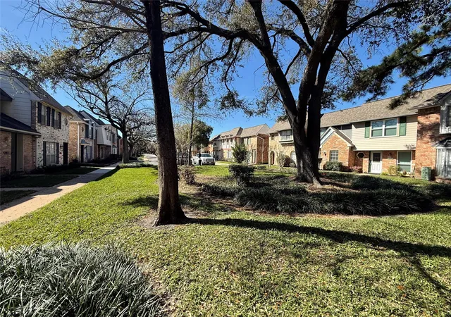 2nd image of 11002 Hammerly Blvd #93, Houston, TX 77043 | MLS# 52622987