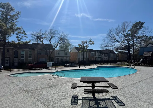 3rd image of 11002 Hammerly Blvd #93, Houston, TX 77043 | MLS# 52622987