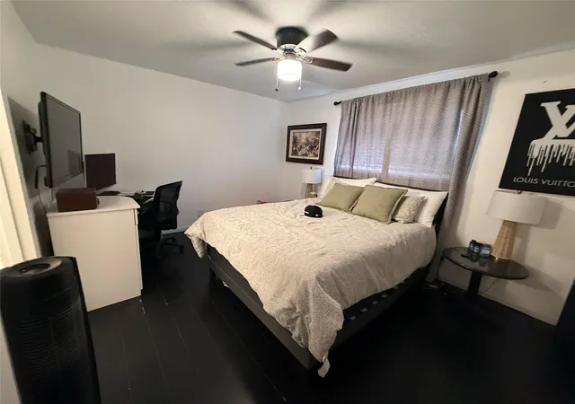 4th image of 11002 Hammerly Blvd #93, Houston, TX 77043 | MLS# 52622987