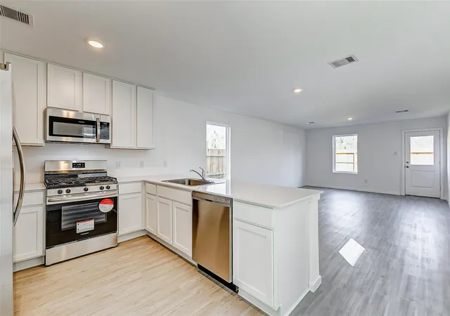 Photo 3 of Single family home for sale at 21313 Carosella Dr, New Caney, TX 77357 | MLS# 96872232 | Listing updated on 2026-07-18