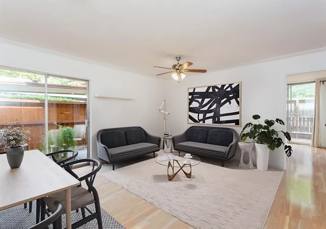 Photo 2 of Condo for sale at 3401 Timmons Ln #47, Houston, TX 77027 | MLS# 81517627 | Listing updated on 2026-09-16