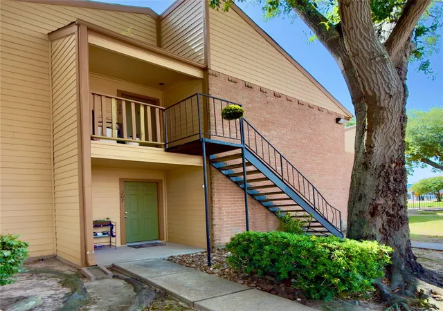 Photo 2 of Condo for sale at 16111 Aspenglenn Dr #208, Houston, TX 77084 | MLS# 95799298 | Listing updated on 2026-07-07