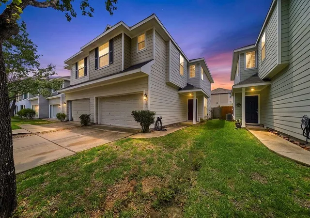 3rd image of 8922 Elm Drake, Humble, TX 77338 | MLS# 50753933