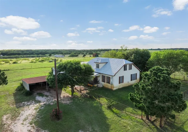 Homes for sale in Paige, TX | 1546 County Road 203, Paige, TX 78659 | MLS# 51232001