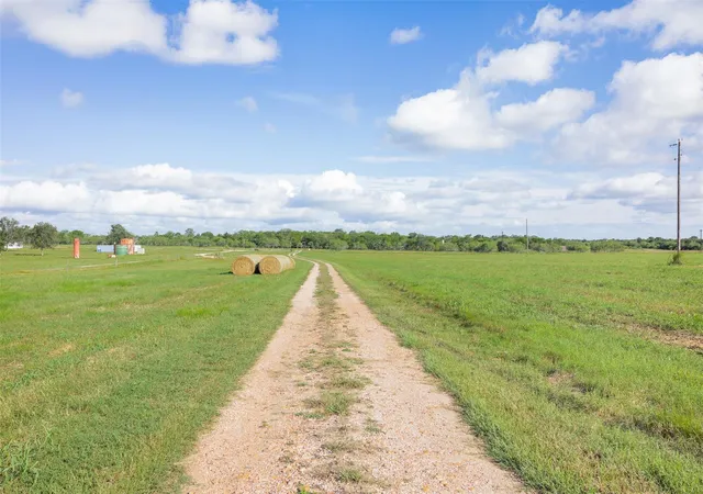 Homes for sale in Paige, TX | 1546 County Road 203, Paige, TX 78659 | MLS# 51232001