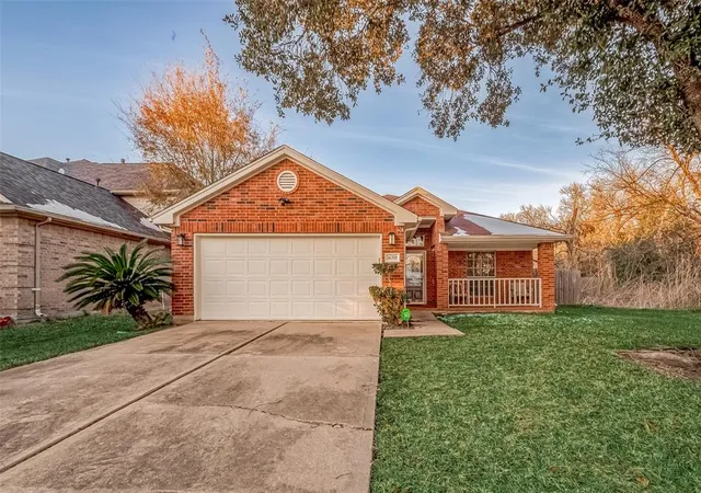 Photo 3 of Single family home for sale at 16310 Blossomwood Ln, Sugar Land, TX 77498 | MLS# 98458077 | Listing updated on 2026-07-09