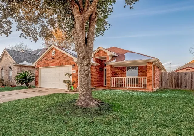 Photo 4 of Single family home for sale at 16310 Blossomwood Ln, Sugar Land, TX 77498 | MLS# 98458077 | Listing updated on 2026-07-09