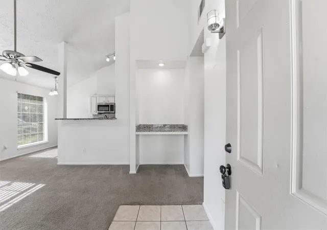 image of 10015 Ridgecoral Dr, Houston, TX 77038 | MLS# 9045472