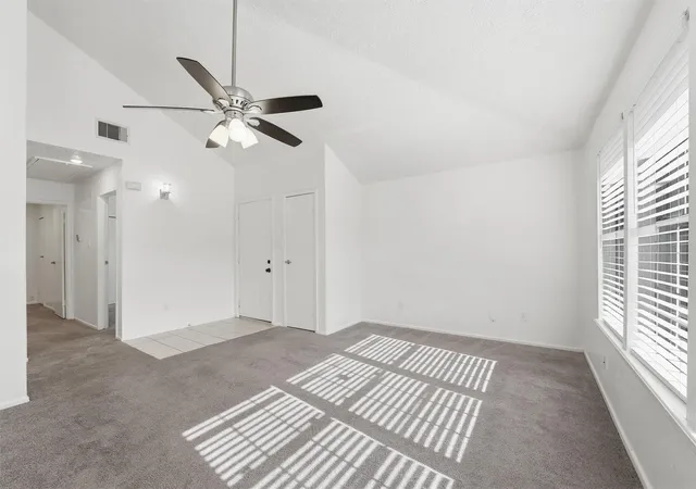 image of 10015 Ridgecoral Dr, Houston, TX 77038 | MLS# 9045472
