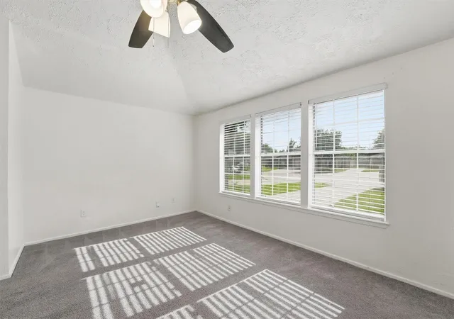 image of 10015 Ridgecoral Dr, Houston, TX 77038 | MLS# 9045472