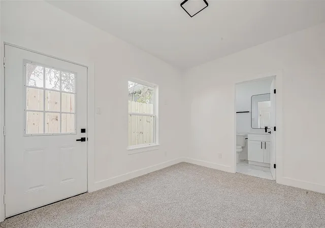 Photo 2 of Single family home for sale at 2617 Rosalie St, Houston, TX 77004 | MLS# 68516973 | Listing updated on 2026-07-25