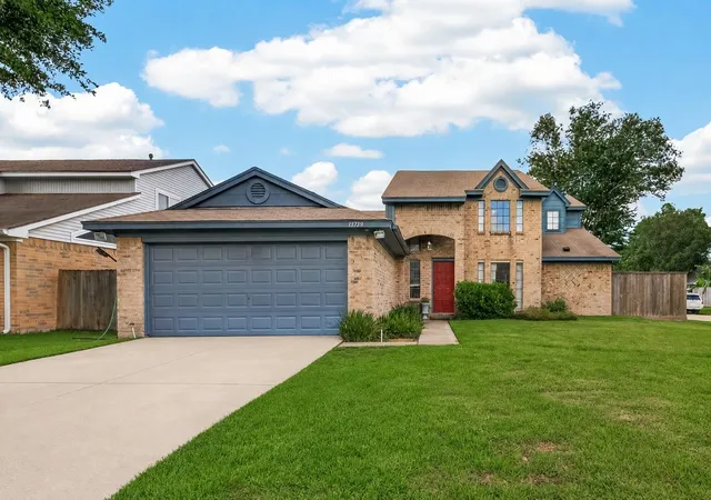 Photo 1 of Single family home for sale at 13739 Kensington Pl, Houston, TX 77034 | MLS# 22803659 | Listing updated on 2026-09-21