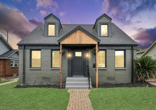 1st image of 2518 Oakcliff St, Houston, TX 77023 | MLS# 31448232