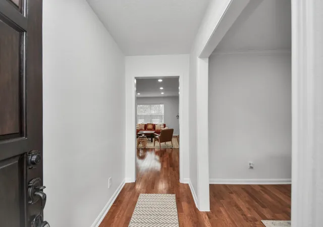 Photo 3 of Single family home for sale at 9606 Rockhurst Dr, Houston, TX 77080 | MLS# 40102678 | Listing updated on 2026-09-12