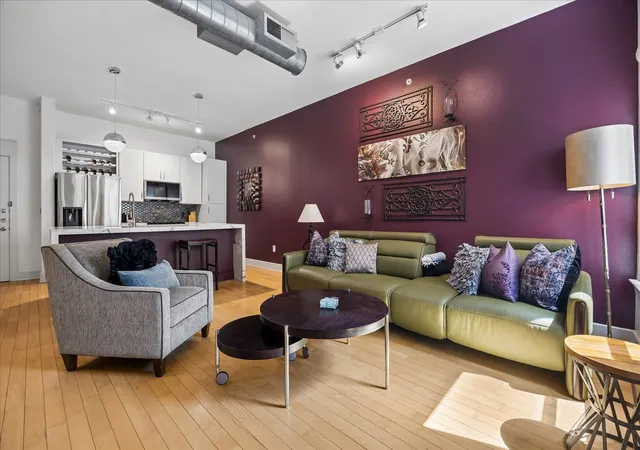 1st image of 1901 Post Oak Blvd #3216, Houston, TX 77056 | MLS# 45145493