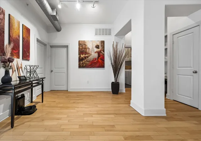 5th image of 1901 Post Oak Blvd #3216, Houston, TX 77056 | MLS# 45145493