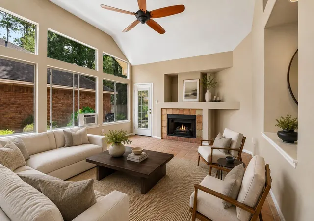 Photo 4 of Single family home for sale at 26 Cedar Chase Pl, Spring, TX 77381 | MLS# 79674093 | Listing updated on 2026-09-05
