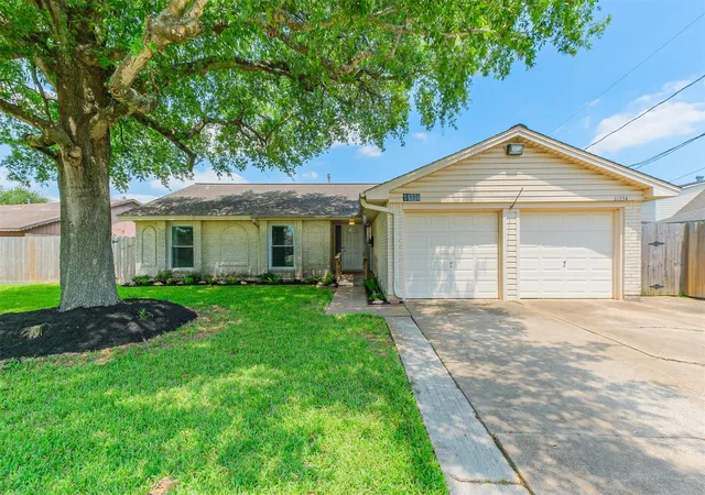 Photo 2 of Single family home for sale at 11334 Sagehill Dr, Houston, TX 77089 | MLS# 83251690 | Listing updated on 2026-09-12