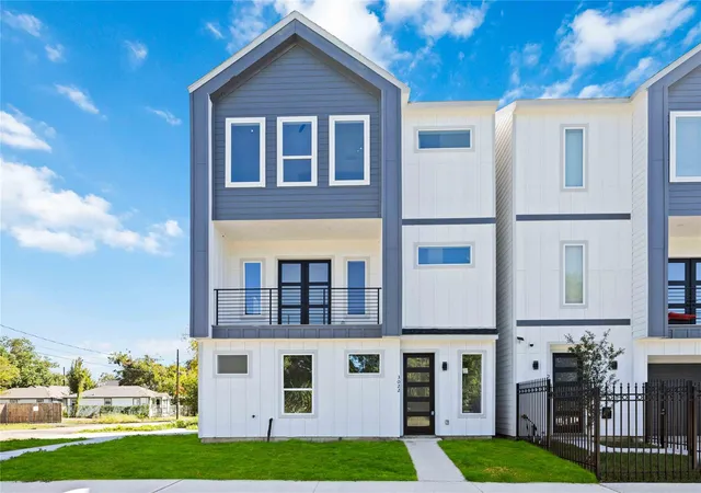 1st image of 3022 Drew St, Houston, TX 77004 | MLS# 20841783