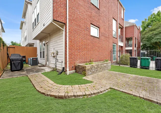 27th image of 1409 Michigan St, Houston, TX 77006 | MLS# 88922293