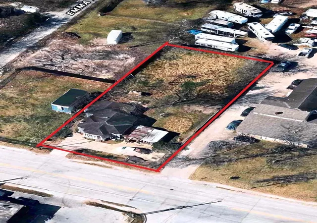 2nd image of 2122 W Little York Rd, Houston, TX 77091 | MLS# 61902633