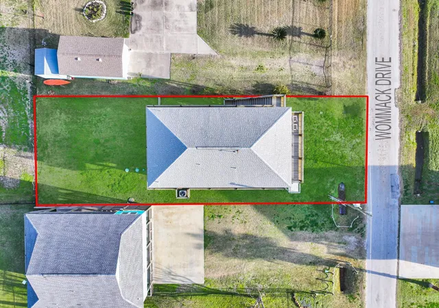 Photo 3 of Single family home for sale at 866 Wommack, Crystal Beach, TX 77650 | MLS# 72606007 | Listing updated on 2026-08-05