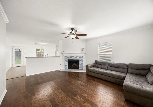 Photo 3 of Single family home for sale at 13910 Sac Ct, Cypress, TX 77429 | MLS# 44312641 | Listing updated on 2026-09-08