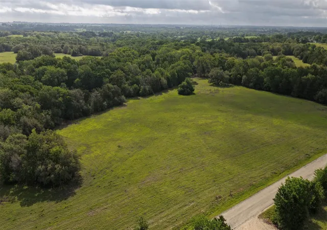 1st image of 3 Baranowski Rd, Brenham, TX 77833 | MLS# 12455496