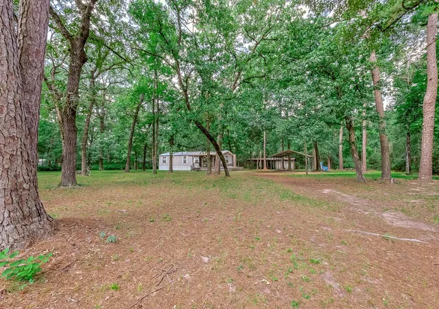 Photo 3 of Sale Pending at 1815 Will Scarlett St, Montgomery, TX 77316 | MLS# 10610154 | Listing updated on 2026-09-13