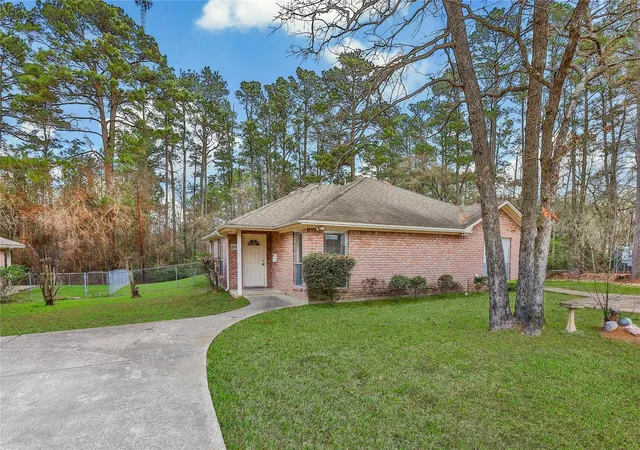2nd image of 206 Graham Rd, Huntsville, TX 77340 | MLS# 14038798