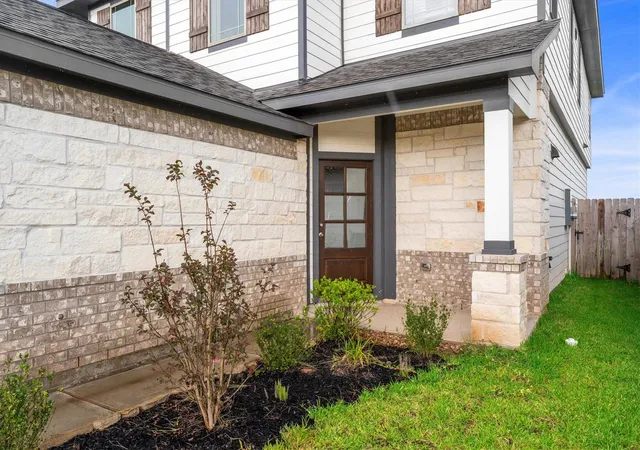 4th image of 3084 Plateau Dr, Brookshire, TX 77423 | MLS# 30211646