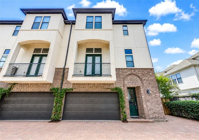 2nd image of 5826 Darling St, Houston, TX 77007 | MLS# 21620905