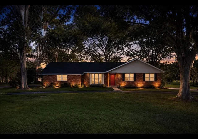 Homes for sale in Needville, TX | 16011 Hwy 36, Needville, TX 77461 | MLS# 65224691