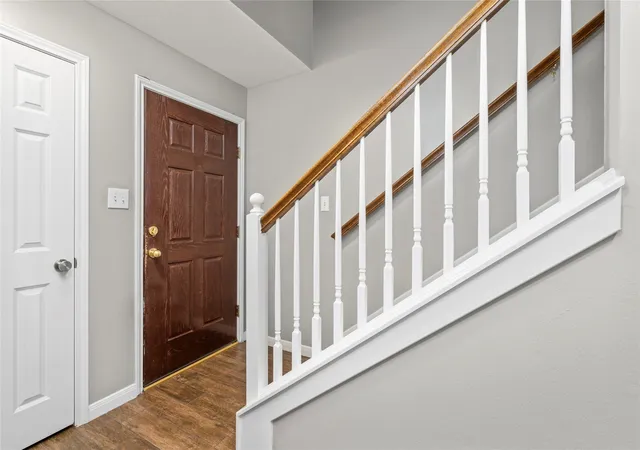 Photo 3 of Sale Pending at 1416 Cook St, Houston, TX 77006 | MLS# 69416192 | Listing updated on 2026-09-02