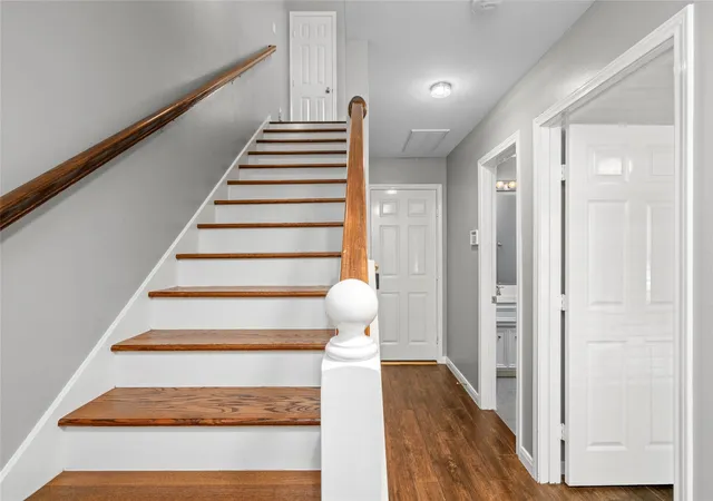 Photo 4 of Sale Pending at 1416 Cook St, Houston, TX 77006 | MLS# 69416192 | Listing updated on 2026-09-02