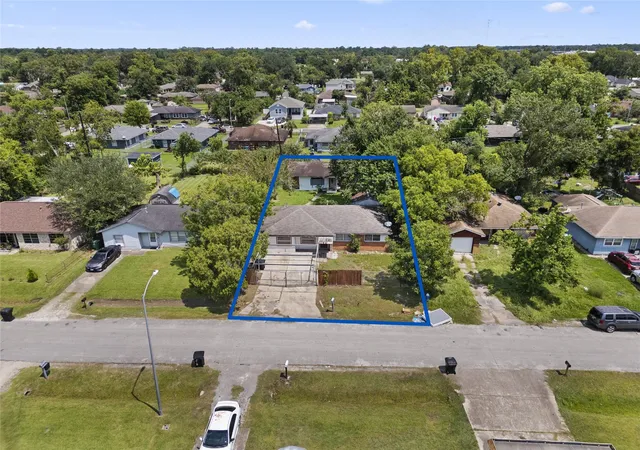 Photo 3 of Single family home for sale at 7417 Miley St, Houston, TX 77028 | MLS# 85075144 | Listing updated on 2026-06-19