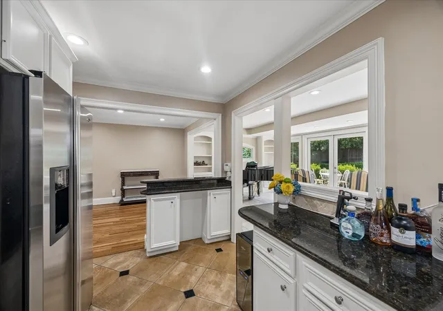 Photo 3 of Single family home for sale at 4919 Imperial St, Bellaire, TX 77401 | MLS# 72904300 | Listing updated on 2026-09-11