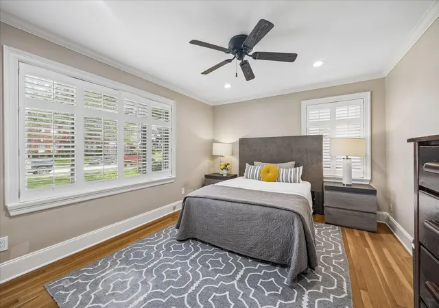 Photo 3 of Single family home for sale at 4919 Imperial St, Bellaire, TX 77401 | MLS# 72904300 | Listing updated on 2026-09-11