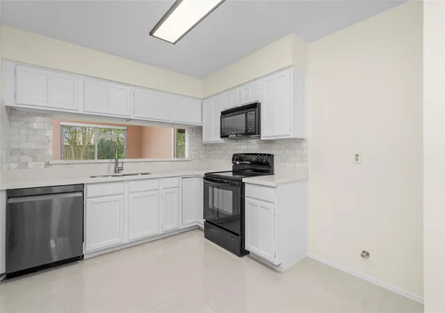 Photo 2 of Sale Pending at 4715 Roserock Ln, Spring, TX 77388 | MLS# 28858297 | Listing updated on 2026-09-22