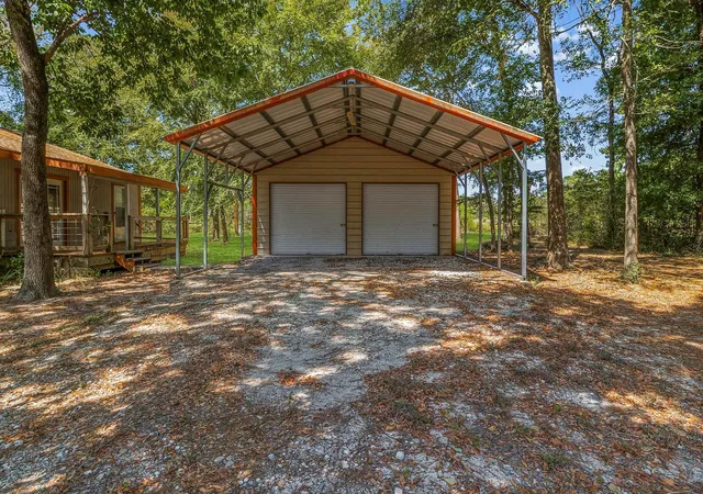 Photo 3 of Single family home for sale at 81 Westlake Rd, Trinity, TX 75862 | MLS# 34974692 | Listing updated on 2026-08-25