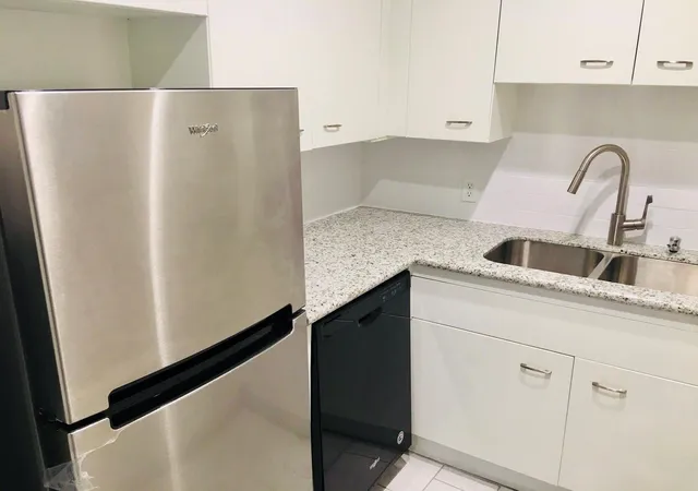 Photo 2 of Condo for sale at 2600 Bellefontaine St #A25, Houston, TX 77025 | MLS# 4335890 | Listing updated on 2026-08-23
