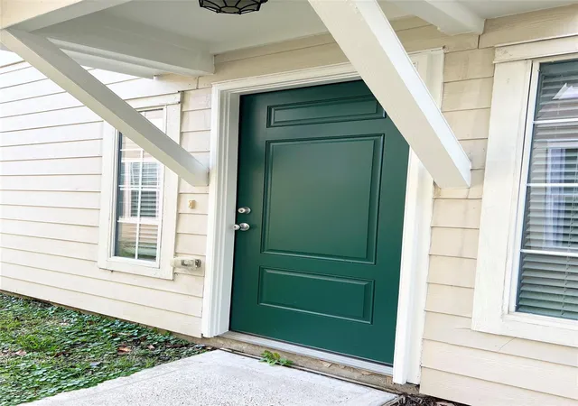 Photo 2 of Townhouse for sale at 8315 Gros Ventre Ln, Houston, TX 77095 | MLS# 63474950 | Listing updated on 2026-09-02